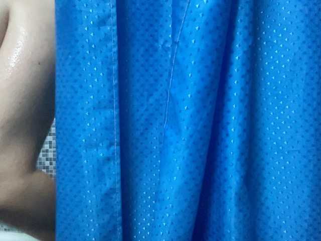 Queenli483 live cam on BongaCams