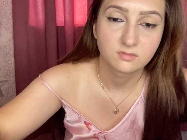Queenli483 live cam on BongaCams