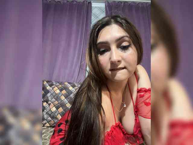 Queenli483 webcam