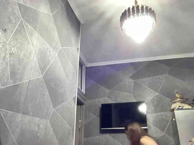 Queenli483 webcam