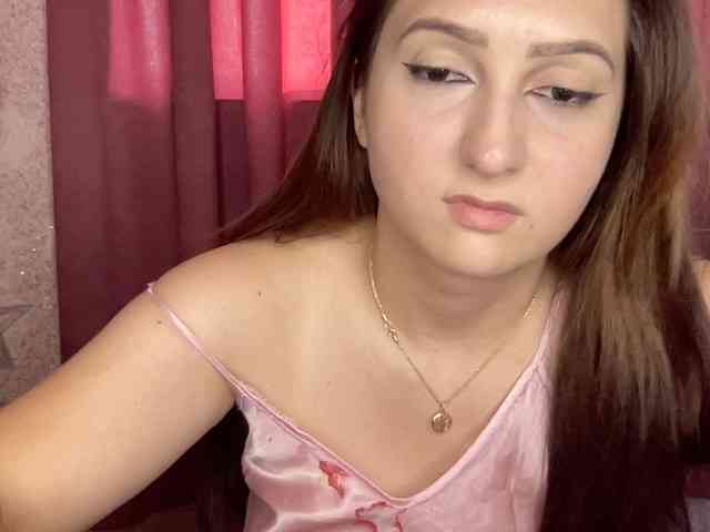 Queenli483 webcam