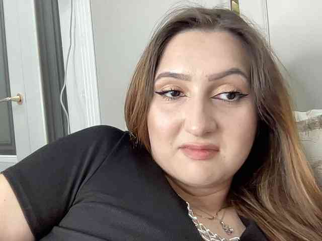 Queenli483 webcam