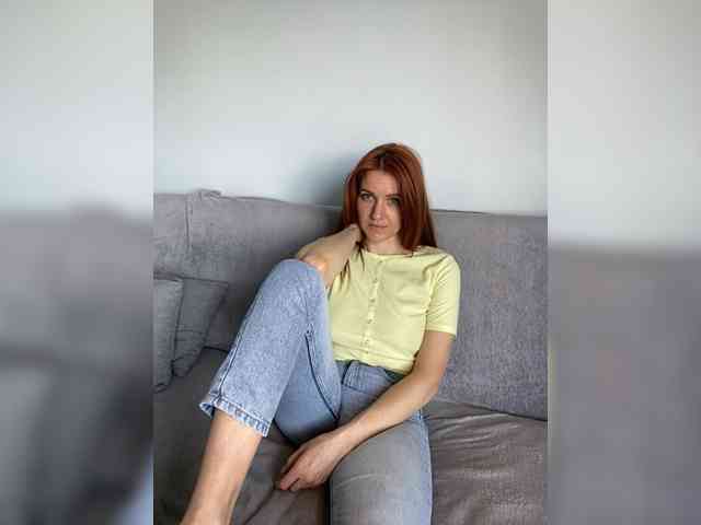 KatiaFox webcam