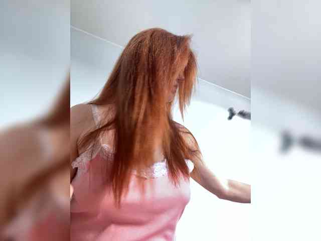 KatiaFox webcam