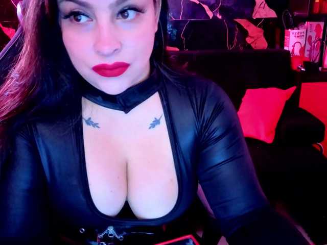 Paulinabdsm live cam preview