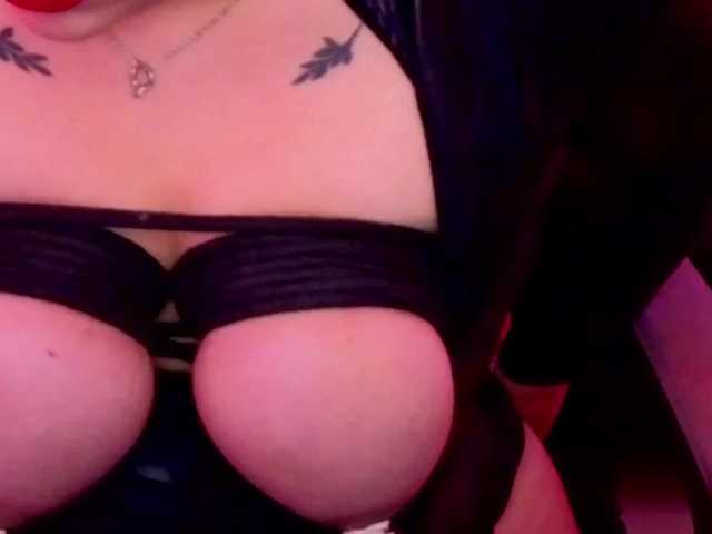 Paulinabdsm live cam preview