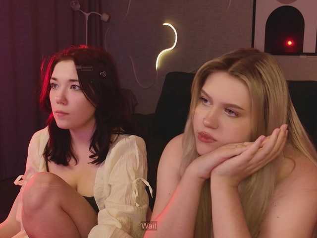 velouraa live cam on BongaCams