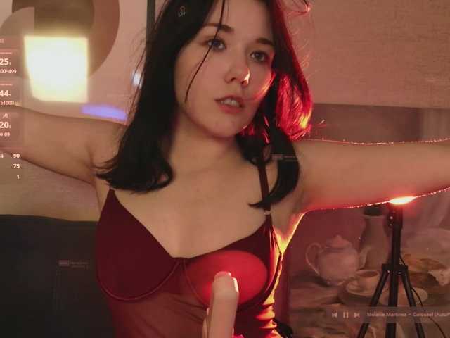 velouraa live cam on BongaCams
