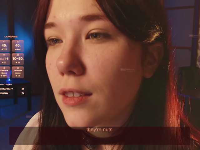 velouraa live cam on BongaCams
