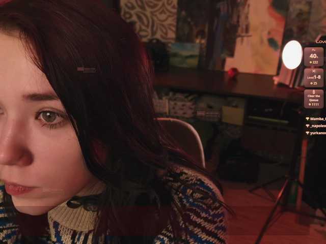 velouraa live cam on BongaCams