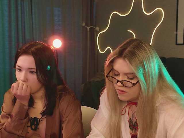 Live трансляция velouraa - Runet.cam