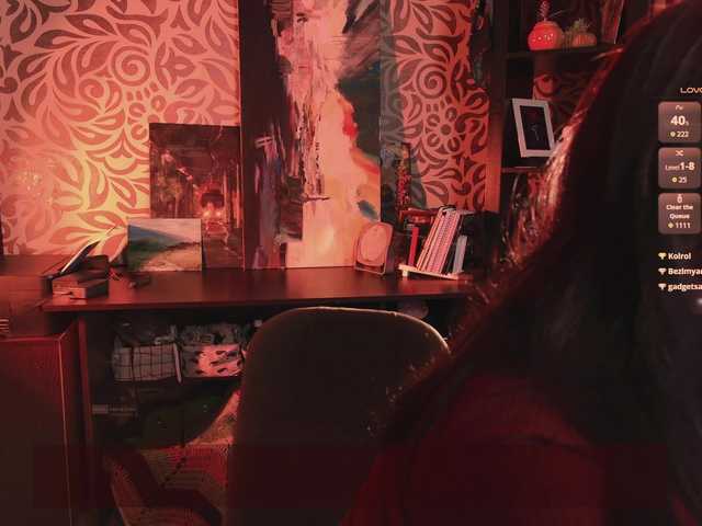 velouraa live cam on BongaCams