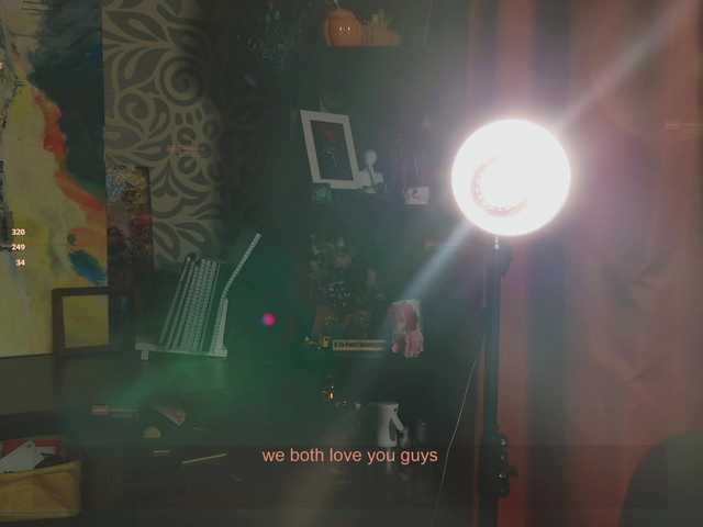 velouraa live cam on BongaCams