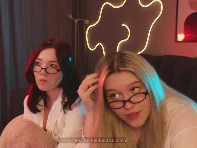 velouraa live cam on BongaCams