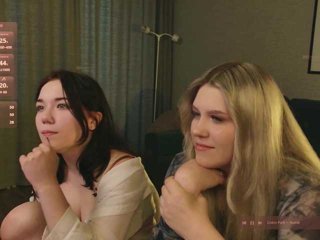 velouraa live sex show