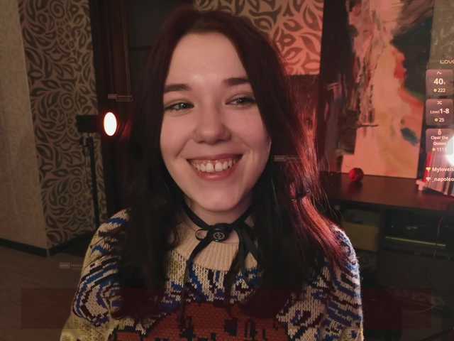 velouraa live cam on BongaCams