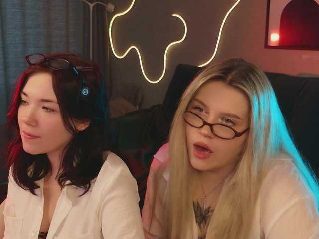 Live трансляция velouraa - Runet.cam