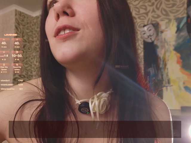 velouraa live cam on BongaCams