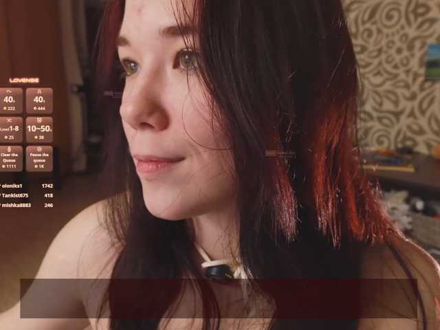 velouraa live cam on BongaCams