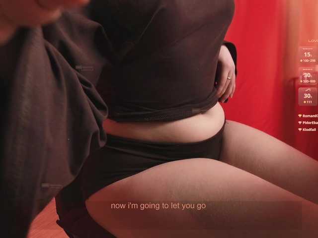 velouraa live cam on BongaCams