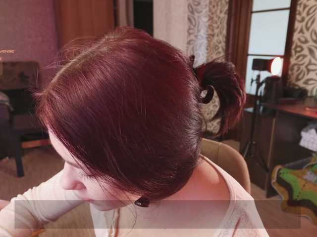 velouraa live cam on BongaCams