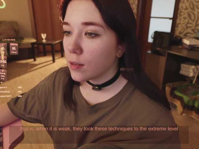 velouraa live cam on BongaCams