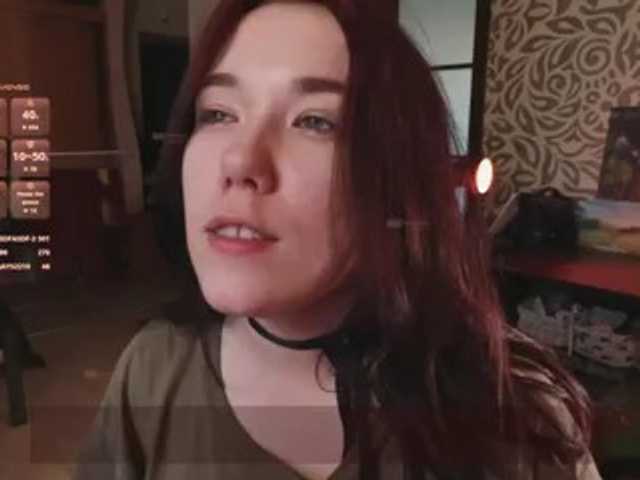 velouraa live cam on BongaCams