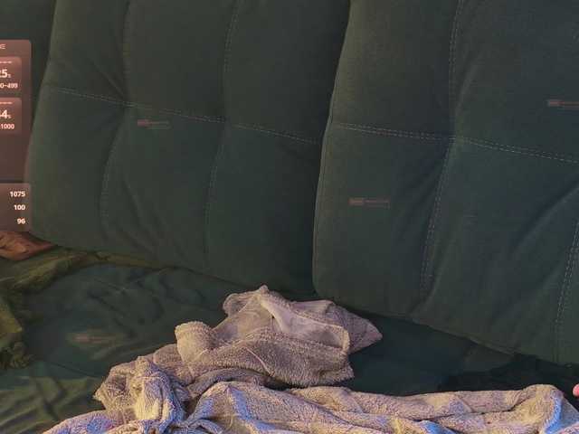 velouraa live cam on BongaCams