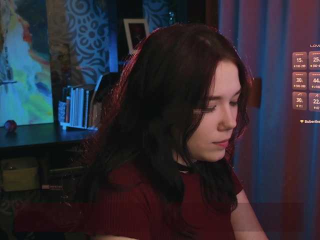 velouraa live cam on BongaCams