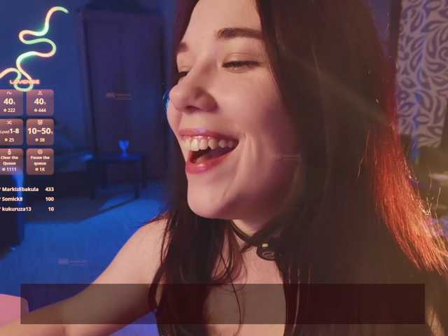 velouraa live cam on BongaCams