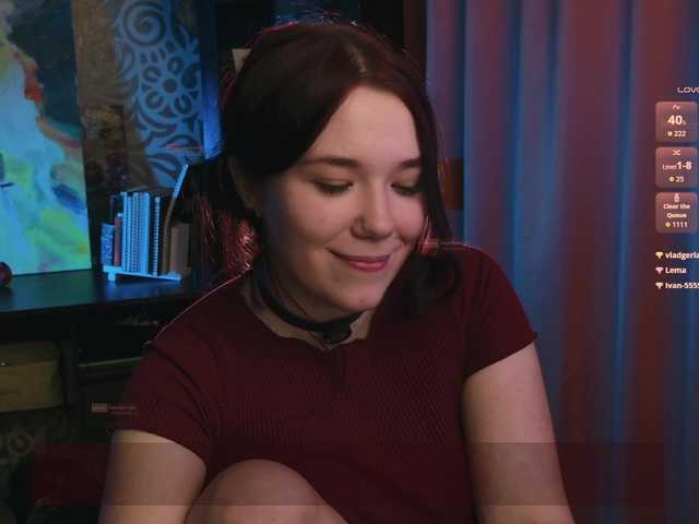 velouraa live cam on BongaCams