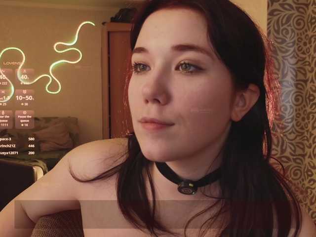 velouraa live cam on BongaCams