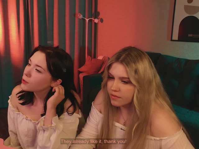 velouraa live cam on BongaCams