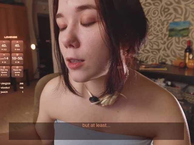 velouraa live cam on BongaCams