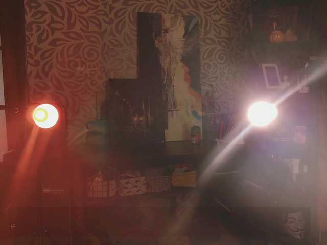 velouraa live cam on BongaCams