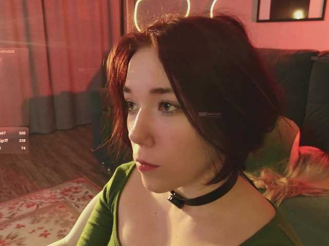 velouraa live cam on BongaCams