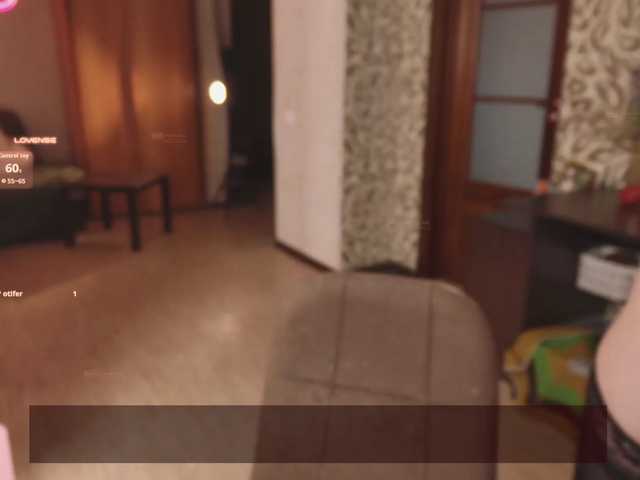 velouraa live cam on BongaCams