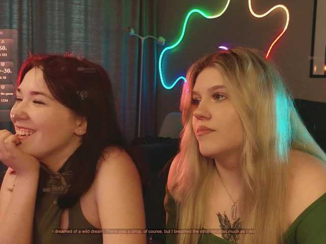 velouraa live sex show