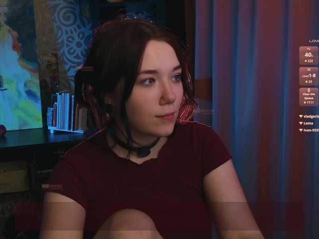 velouraa live cam on BongaCams