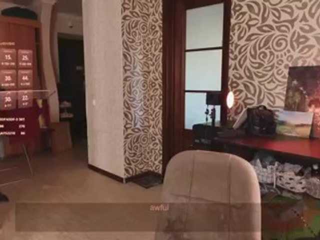 velouraa live cam on BongaCams