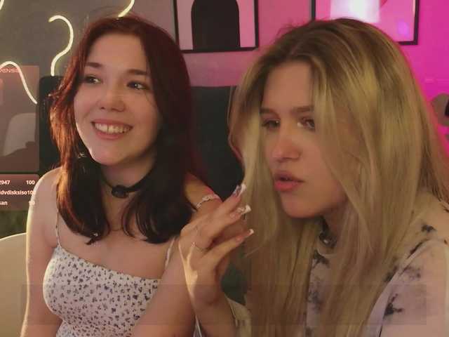 velouraa live cam on BongaCams