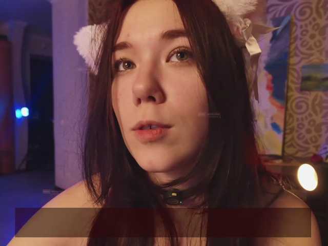 velouraa live cam on BongaCams