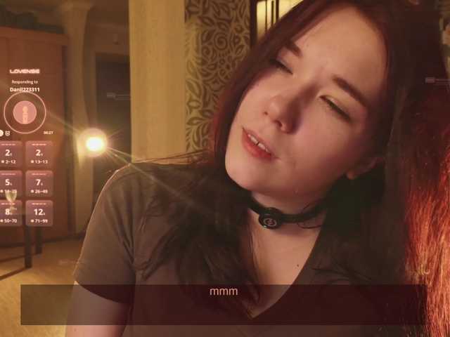 velouraa live cam on BongaCams