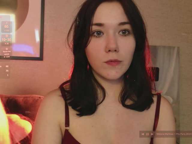 velouraa live cam on BongaCams