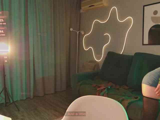 velouraa webcam
