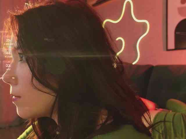 velouraa Sex Cam Show