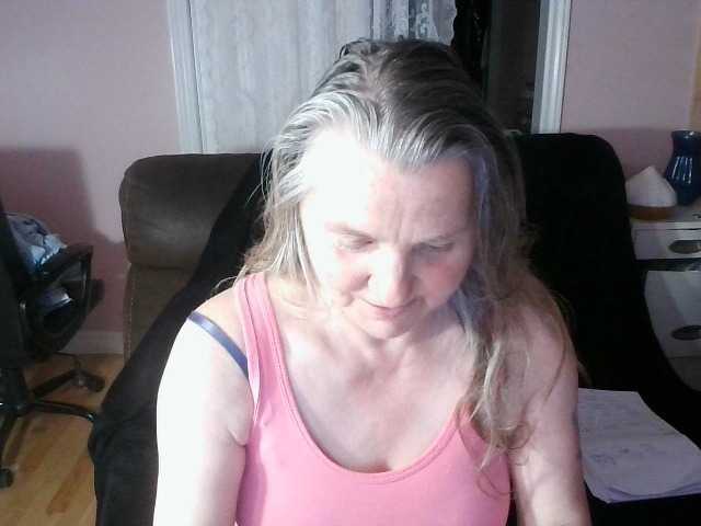 Chealsiek live cam on BongaCams