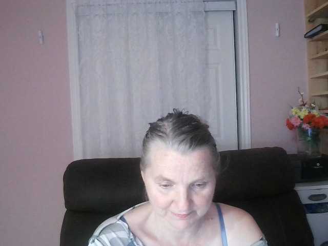 Chealsiek live cam on BongaCams