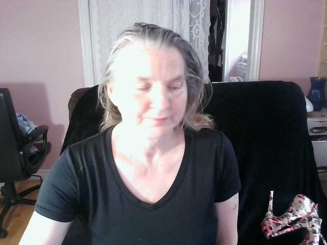 Chealsiek live cam on BongaCams