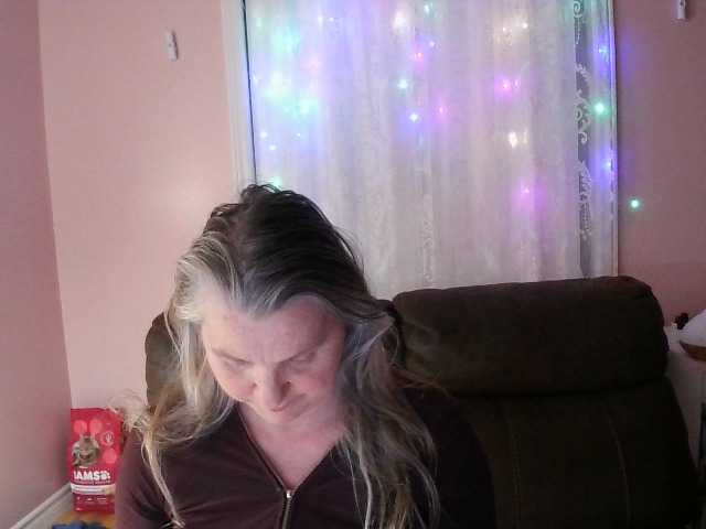 Chealsiek live cam on BongaCams